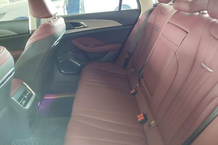 Used Hongqi H5 2023 1.5T DCT Smart Connect Flagship Edition Left Rear Seat