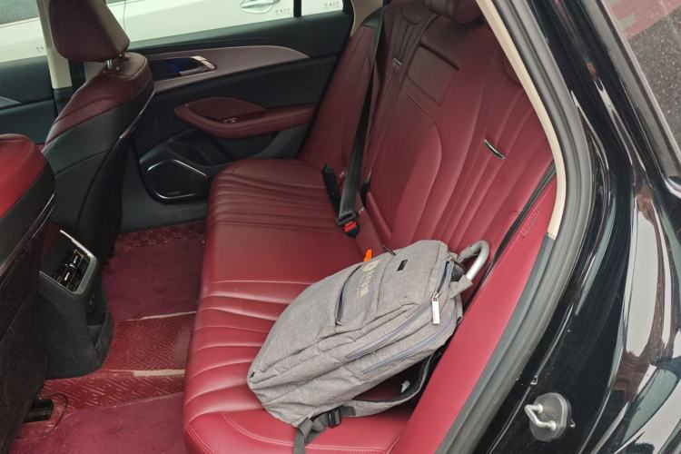 Used Hongqi H5 2023 2.0T Automatic Smart Connect Flagship Edition Left Rear Seat