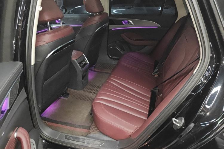 Used Hongqi H5 2023 2.0T Automatic Smart Connect Flagship Edition Left Rear Seat