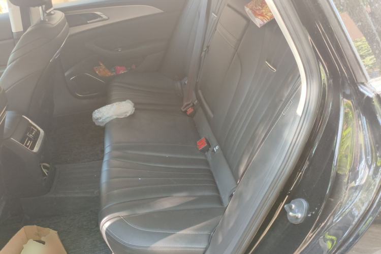Used Hongqi H5 2023 2.0T Automatic Smart Connect Flagship Edition Left Rear Seat