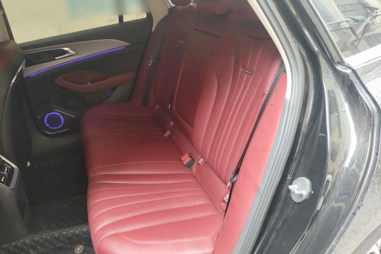 Used Hongqi H5 2023 2.0T Automatic Smart Connect Flagship Edition Left Rear Seat