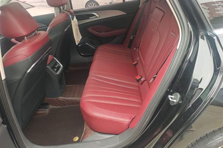 Used Hongqi H5 2023 2.0T Automatic Smart Connect Flagship Edition Left Rear Seat