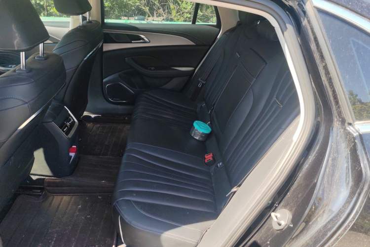 Used Hongqi H5 2023 2.0T Automatic Smart Connect Flagship Edition Left Rear Seat