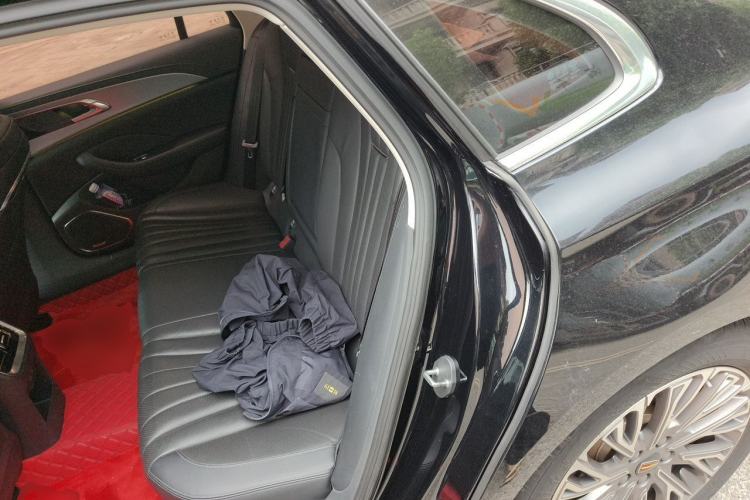 Used Hongqi H5 2023 2.0T Automatic Smart Connect Flagship Edition Left Rear Seat