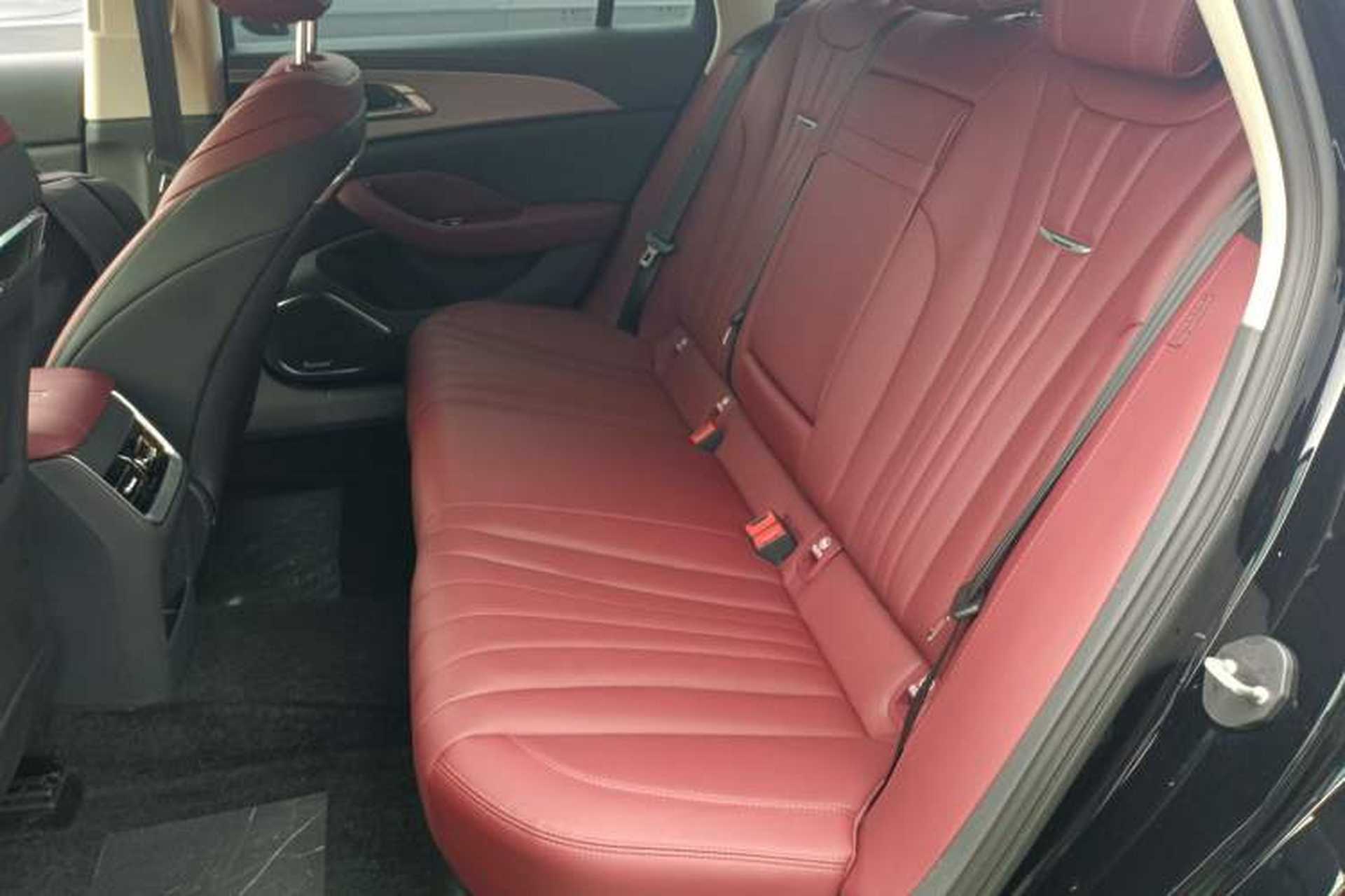 Used Hongqi H5 2023 2.0T Automatic Smart Connect Flagship Edition Left Rear Seat