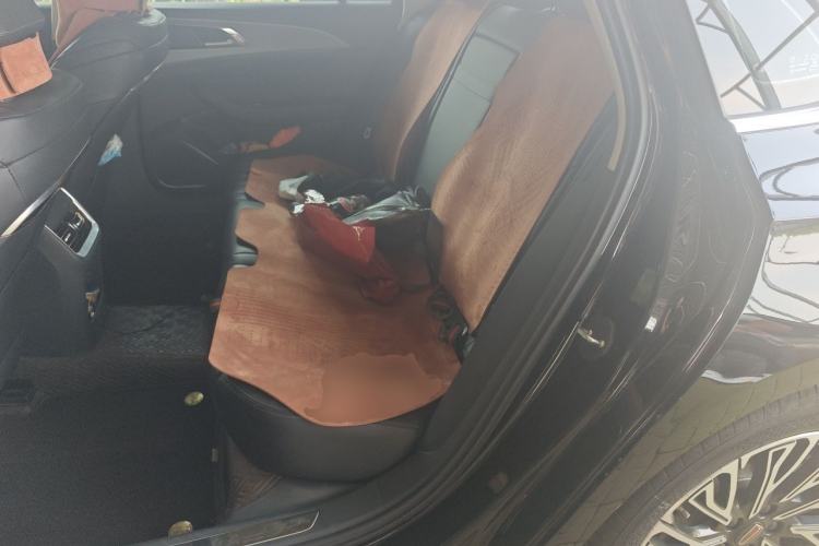 Used Hongqi H5 2023 2.0T Automatic Smart Connect Flagship Edition Left Rear Seat