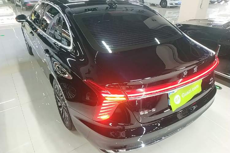 Used Hongqi H5 2023 2.0T Automatic Smart Connect Flagship Edition Rear Left 45 Deg