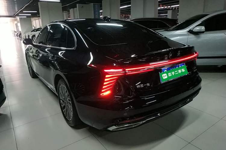 Used Hongqi H5 2023 2.0T Automatic Smart Connect Flagship Edition Rear Left 45 Deg