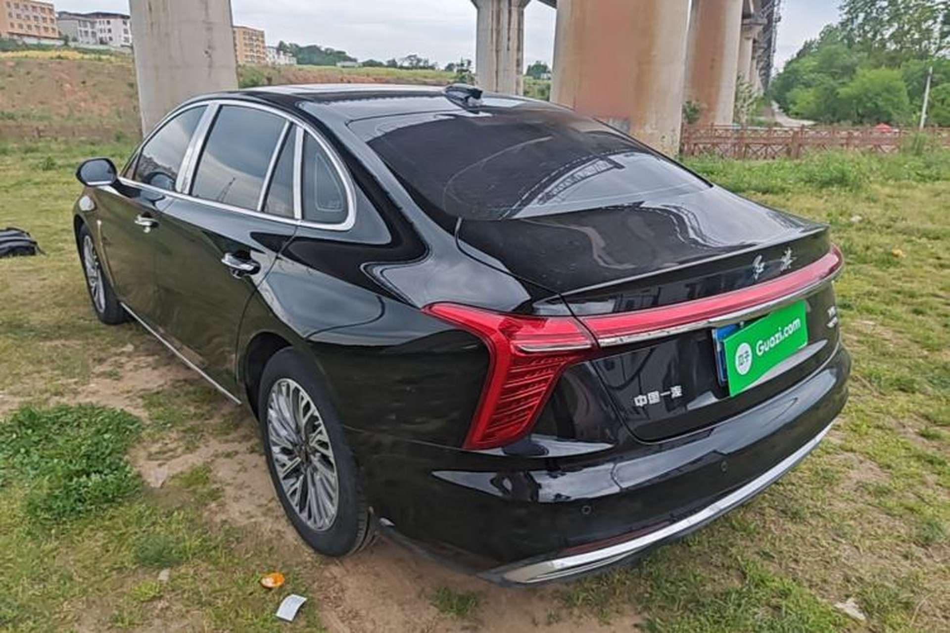 Used Hongqi H5 2023 2.0T Automatic Smart Connect Flagship Edition Rear Left 45 Deg