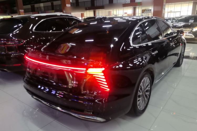 Used Hongqi H5 2023 2.0T Automatic Smart Connect Flagship Edition Rear Right 45 Deg