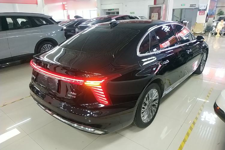 Used Hongqi H5 2023 2.0T Automatic Smart Connect Flagship Edition Rear Right 45 Deg