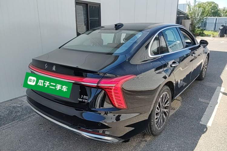 Used Hongqi H5 2023 2.0T Automatic Smart Connect Flagship Edition Rear Right 45 Deg