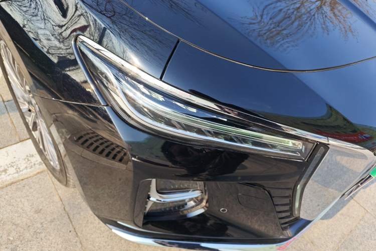 Used Hongqi H5 2023 1.5T HEV Smart Connect Flagship Edition Right Front Headlight