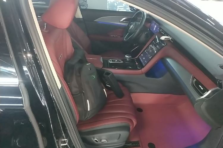 Used Hongqi H5 2023 2.0T Automatic Smart Connect Flagship Edition Right Front Seat
