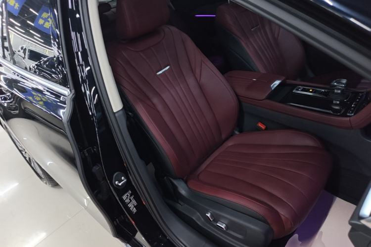 Used Hongqi H5 2023 2.0T Automatic Smart Connect Flagship Edition Right Front Seat