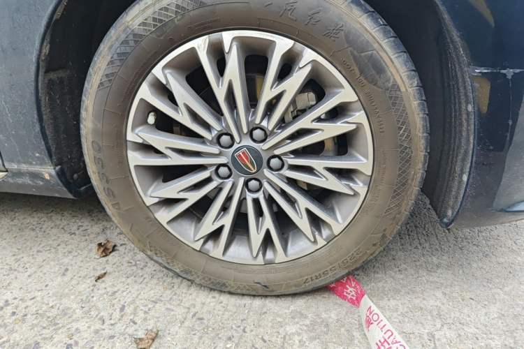 Used Hongqi H5 2023 1.5T DCT Smart Connect Flagship Edition Right Front Wheel Hub