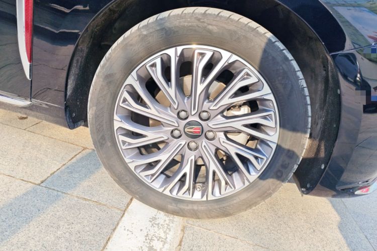 Used Hongqi H5 2023 1.5T HEV Smart Connect Flagship Edition Right Front Wheel Hub