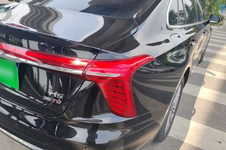 Used Hongqi H5 2023 1.5T DCT Smart Connect Flagship Edition Right Rear Taillight