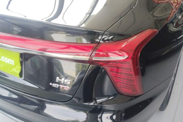 Used Hongqi H5 2023 2.0T Automatic Smart Connect Flagship Edition Right Rear Taillight