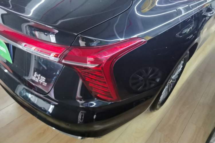 Used Hongqi H5 2023 1.5T DCT Smart Connect Flagship Edition Right Rear Taillight