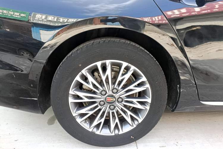 Used Hongqi H5 2023 1.5T DCT Smart Connect Flagship Edition Right Rear Wheel Hub