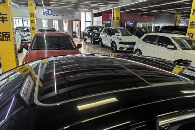 Used Hongqi H5 2023 1.5T DCT Smart Connect Flagship Edition Roof