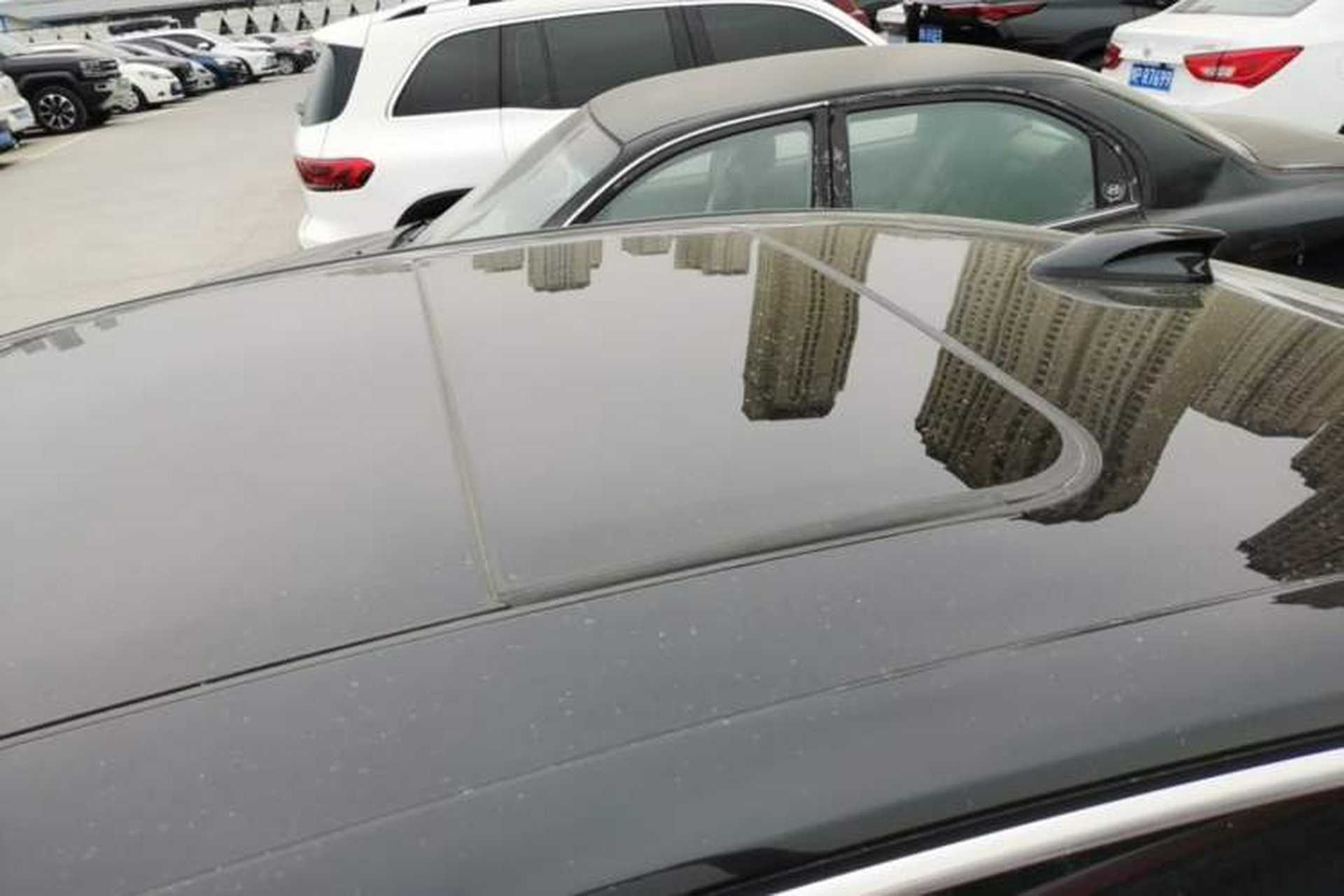 Used Hongqi H5 2023 2.0T Automatic Smart Connect Flagship Edition Roof