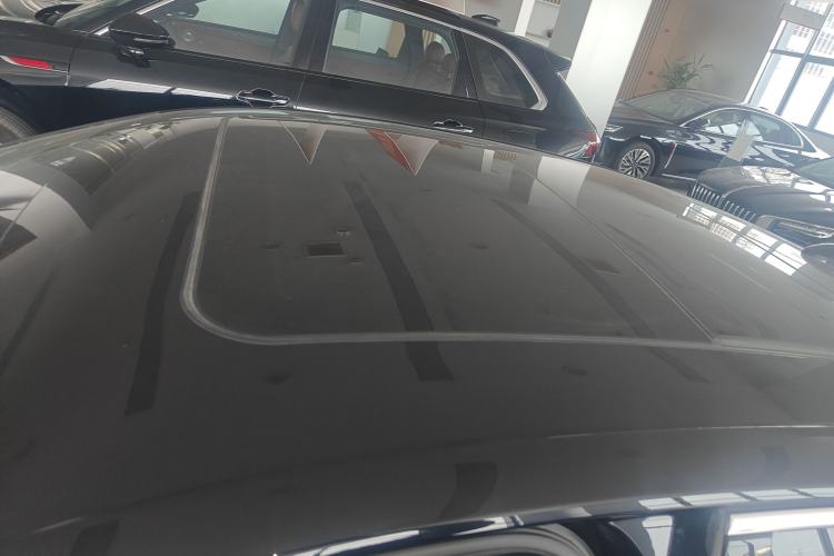 Used Hongqi H5 2023 2.0T Automatic Smart Connect Flagship Edition Roof