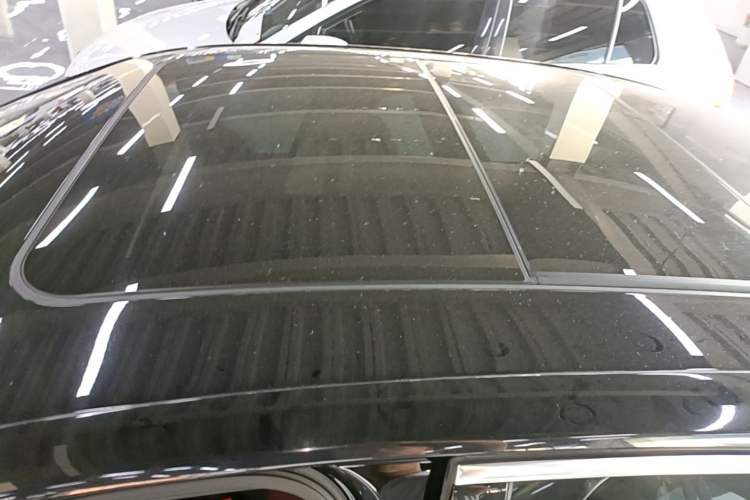 Used Hongqi H5 2023 2.0T Automatic Smart Connect Flagship Edition Roof
