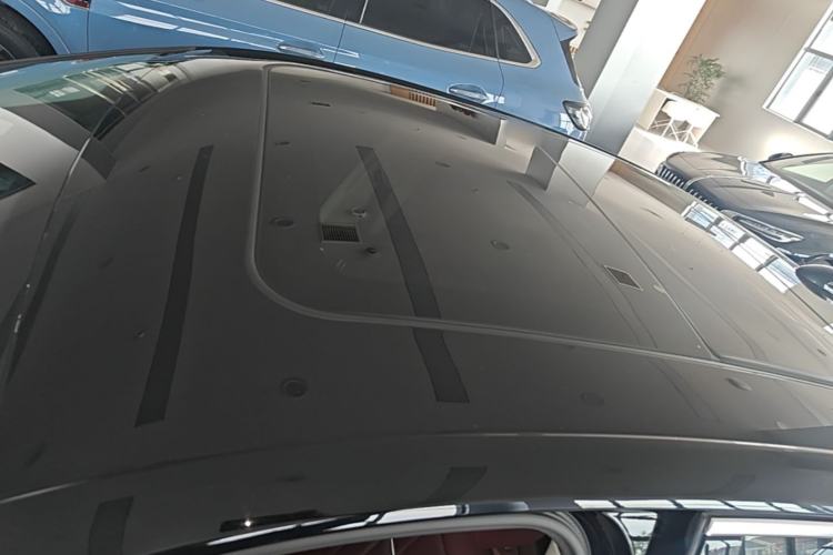 Used Hongqi H5 2023 1.5T HEV Smart Connect Flagship Edition Roof