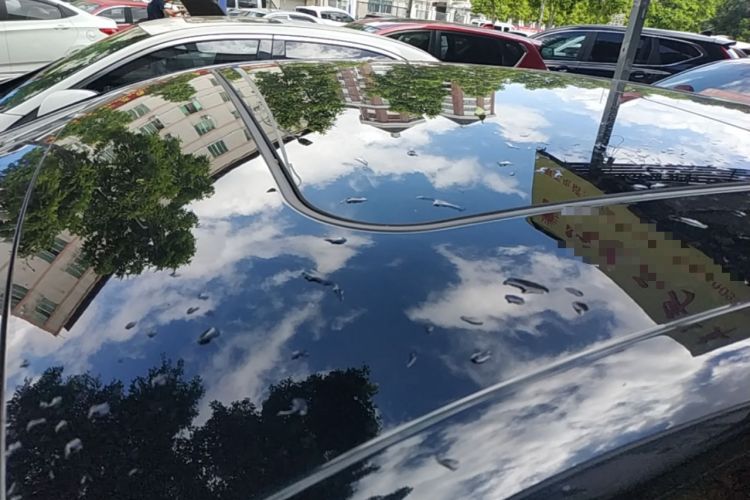 Used Hongqi H5 2023 2.0T Automatic Smart Connect Flagship Edition Roof