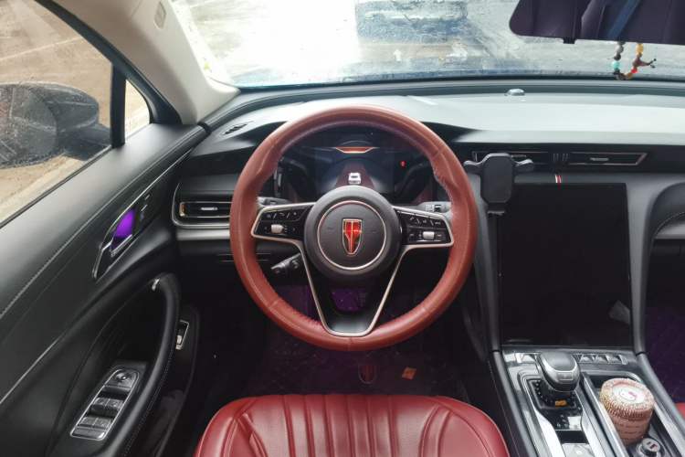 Used Hongqi H5 2023 2.0T Automatic Smart Connect Flagship Edition Steering Wheel