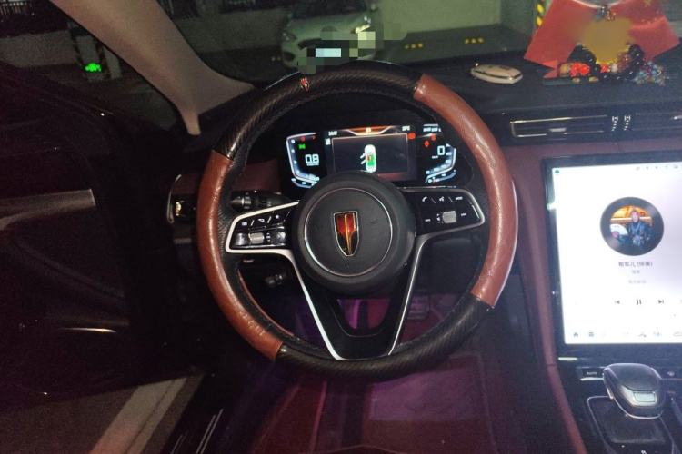 Used Hongqi H5 2023 2.0T Automatic Smart Connect Flagship Edition Steering Wheel
