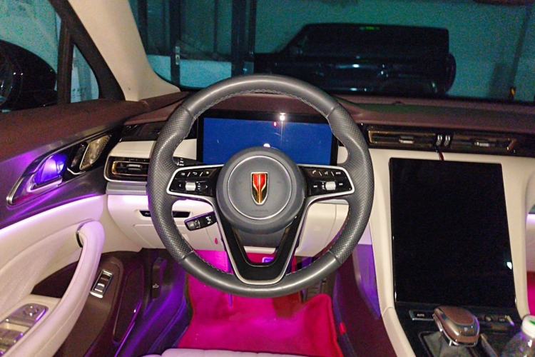 Used Hongqi H5 2023 2.0T Automatic Smart Connect Flagship Edition Steering Wheel
