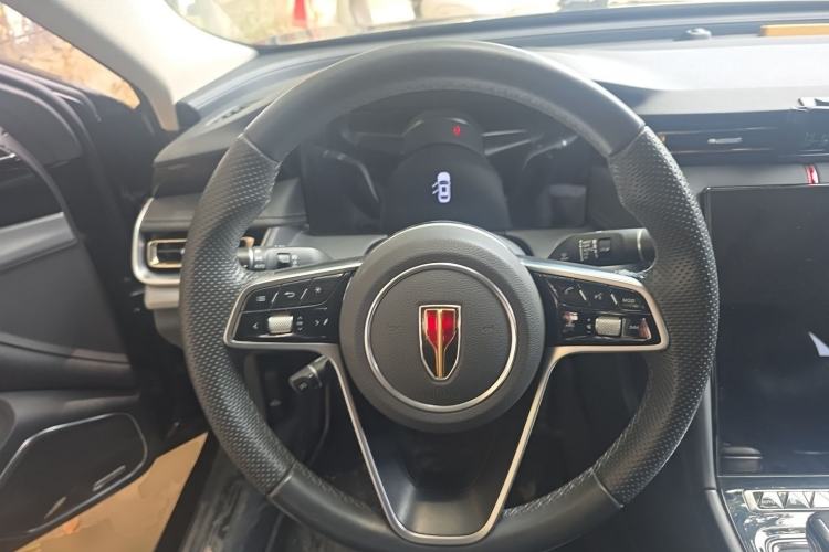 Used Hongqi H5 2023 2.0T Automatic Smart Connect Flagship Edition Steering Wheel