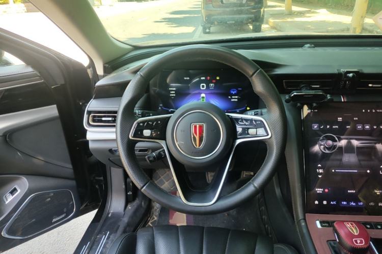 Used Hongqi H5 2023 2.0T Automatic Smart Connect Flagship Edition Steering Wheel