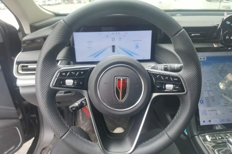 Used Hongqi H5 2023 2.0T Automatic Smart Connect Flagship Edition Steering Wheel