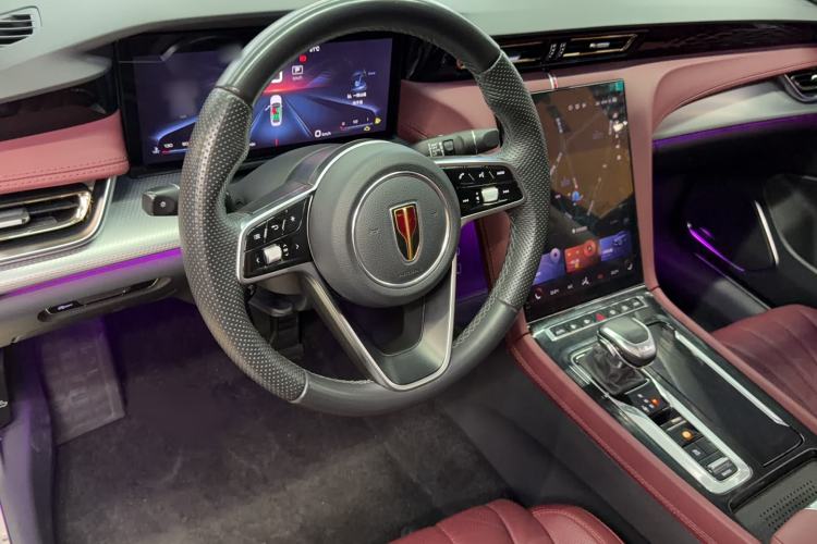 Used Hongqi H5 2023 2.0T Automatic Smart Connect Flagship Edition Steering Wheel