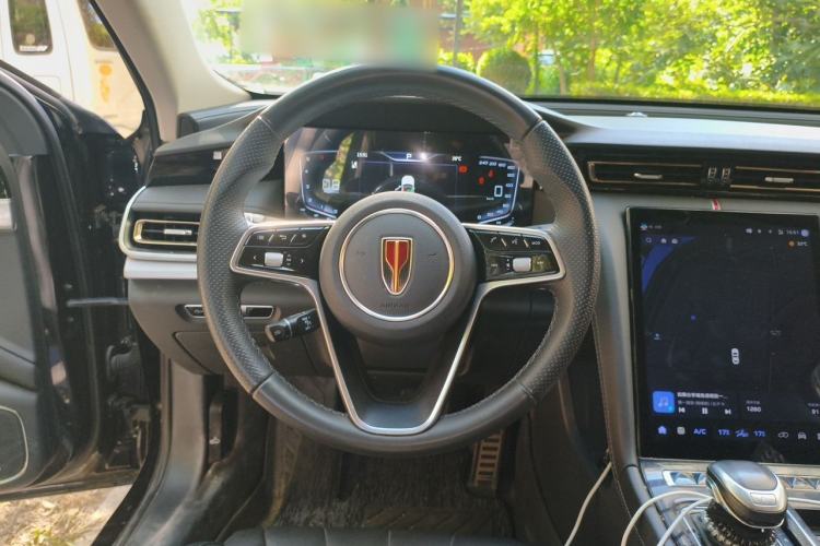 Used Hongqi H5 2023 2.0T Automatic Smart Connect Flagship Edition Steering Wheel