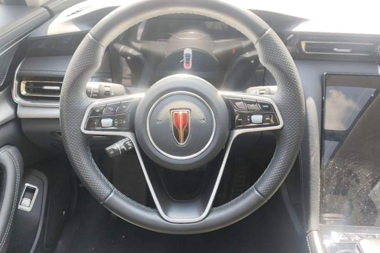 Used Hongqi H5 2023 2.0T Automatic Smart Connect Flagship Edition Steering Wheel