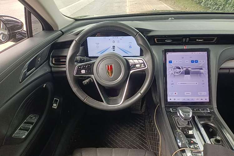 Used Hongqi H5 2023 2.0T Automatic Smart Connect Flagship Edition Steering Wheel