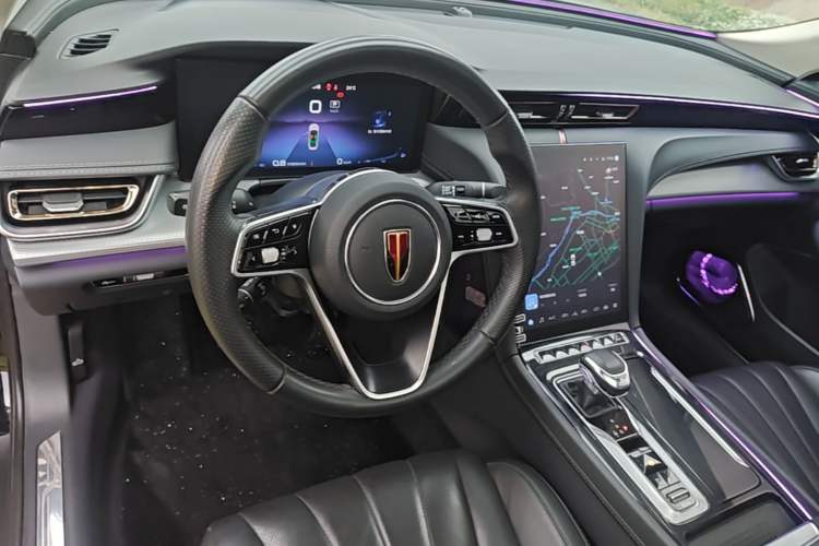 Used Hongqi H5 2023 2.0T Automatic Smart Connect Flagship Edition Steering Wheel