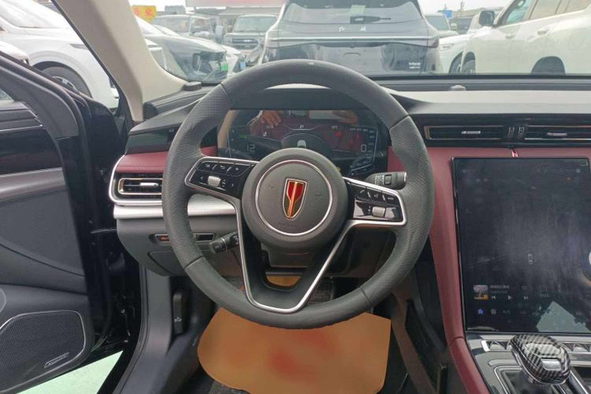 Used Hongqi H5 2023 2.0T Automatic Smart Connect Flagship Edition Steering Wheel