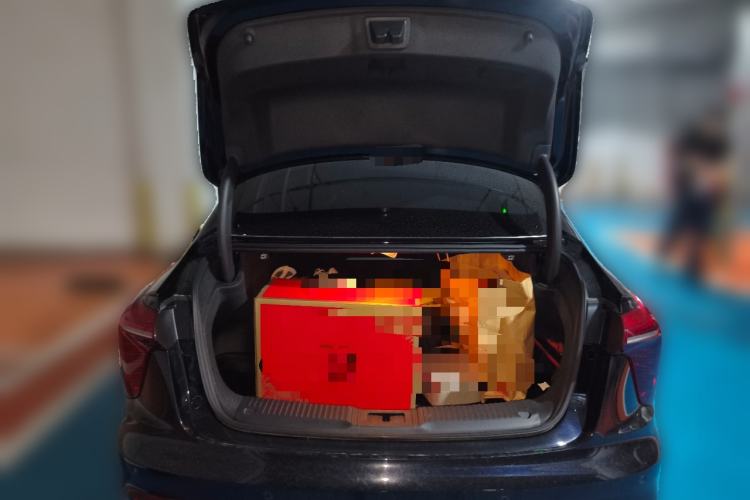 Used Hongqi H5 2023 2.0T Automatic Smart Connect Flagship Edition Trunk