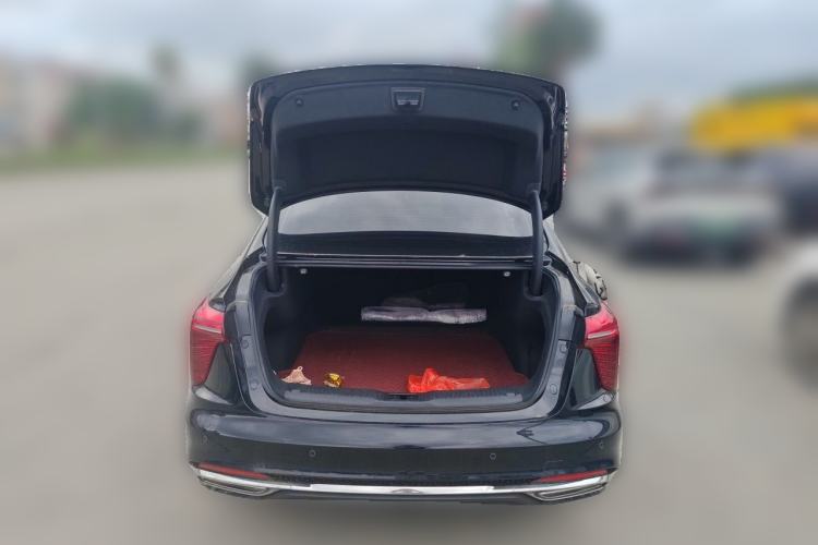 Used Hongqi H5 2023 1.5T DCT Smart Connect Flagship Edition Trunk