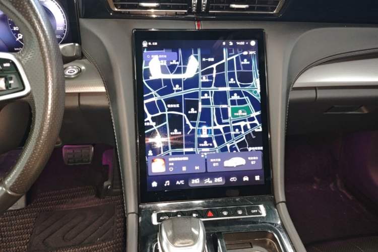 Used Hongqi H5 2023 1.5T HEV Smart Connect Flagship Edition Audio And AC Panel