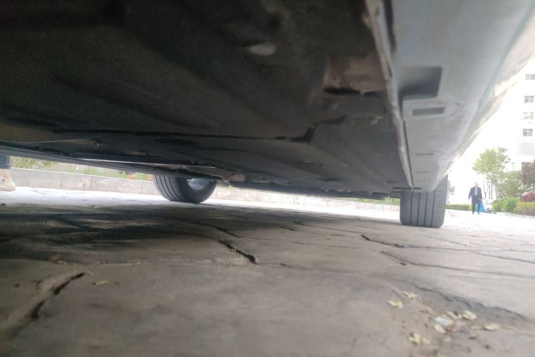 Used Hongqi H5 2023 2.0T Automatic Smart Connect Flagship Edition Chassis Rear Right