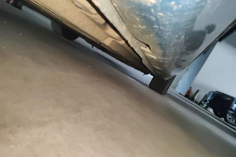 Used Hongqi H5 2023 2.0T Automatic Smart Connect Flagship Edition Chassis Rear Right