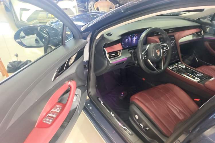 Used Hongqi H5 2023 2.0T Automatic Smart Connect Flagship Edition Driver Seat