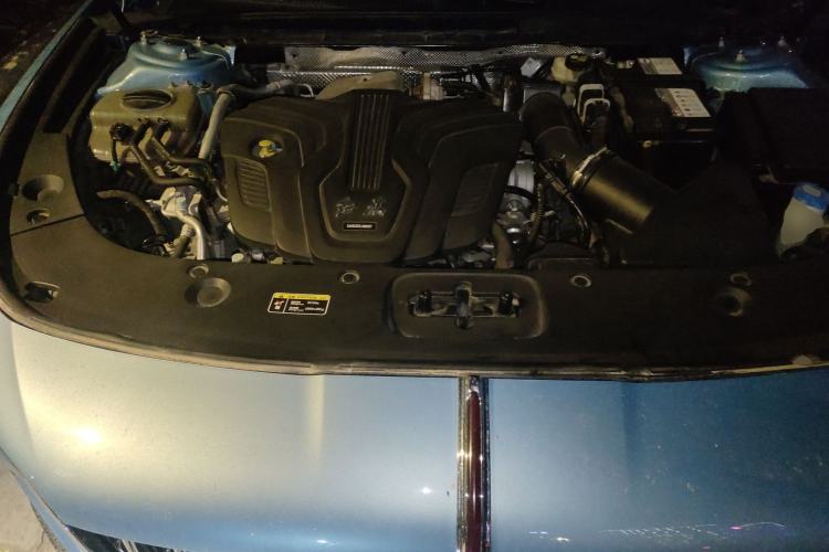 Used Hongqi H5 2023 2.0T Automatic Smart Connect Flagship Edition Engine Bay